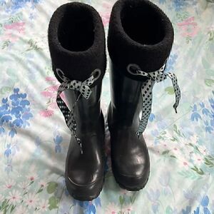 Bogs Alex Solid Black Boots Fleece Lined Ribbon Accent
